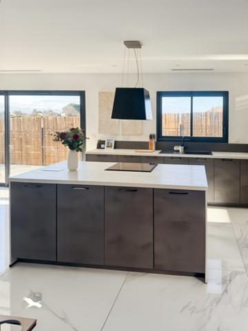 Maison 386 670 € Saint-Brès 4 p 97 m² DPE A
