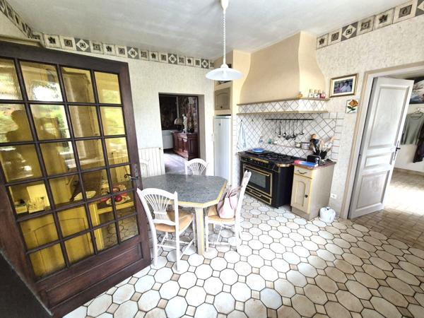 Maison 14 pièces - 345 m²