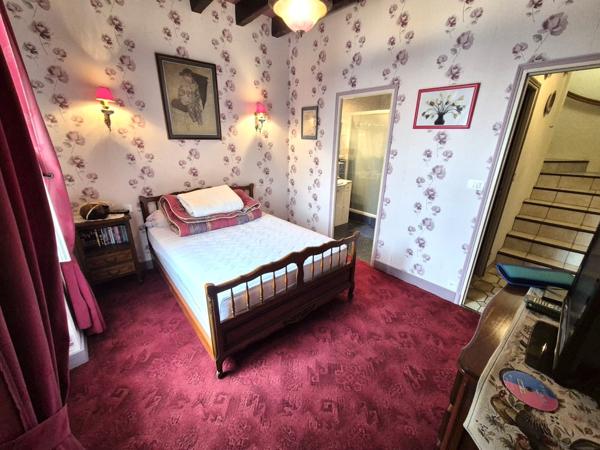 Maison 14 pièces - 345 m²