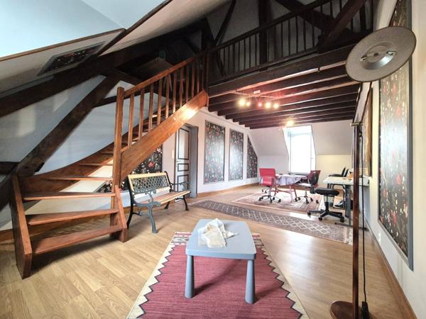 Maison 14 pièces - 345 m²