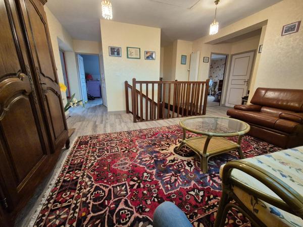 Maison 14 pièces - 345 m²