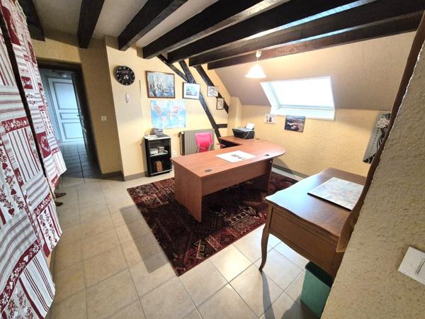 Maison 14 pièces - 345 m²