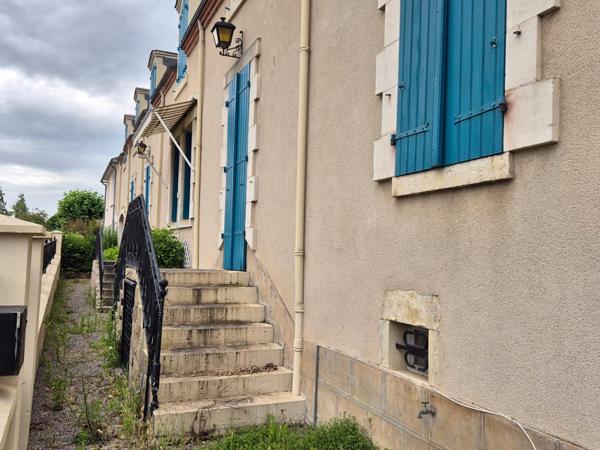 Maison 14 pièces - 345 m²