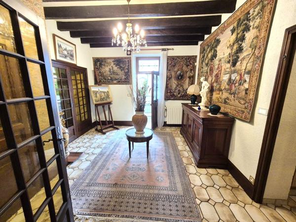 Maison 14 pièces - 345 m²