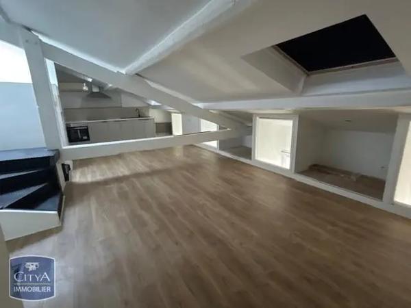 Appartement à louer 3 pièces 69m² Marseille 7e Arrondissement (13007)