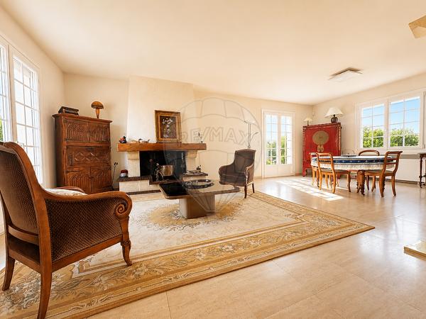 Maison 6 chambre(s) à vendre - Senlis, Oise - 60