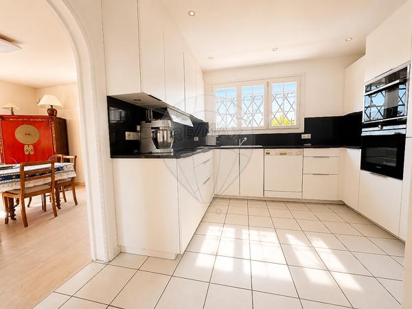 Maison 6 chambre(s) à vendre - Senlis, Oise - 60