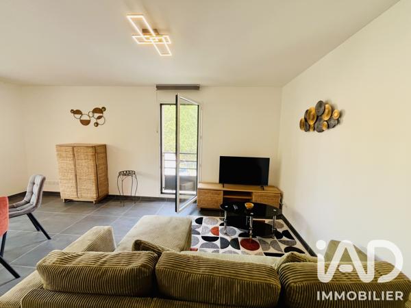 Location appartement 2 pièces 47 m² Aix-en-Provence