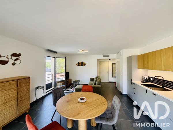 Location appartement 2 pièces 47 m² Aix-en-Provence