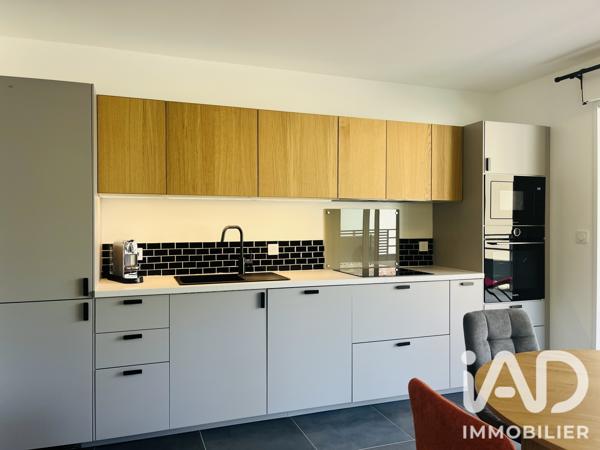 Location appartement 2 pièces 47 m² Aix-en-Provence