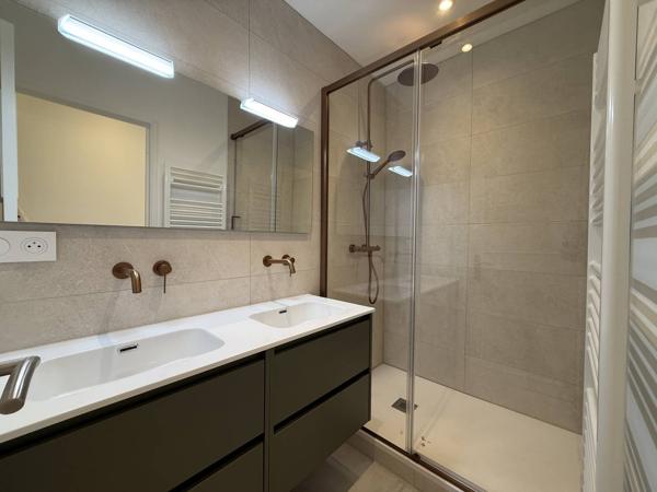 Abatilles appartement rénové avec vue dominante sur les pins Arcachon