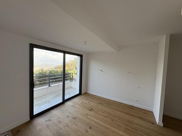 Appartement 3 pièces 78.06 m2