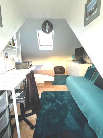 Maison à vendre 6 pièces FRENEUSE (78) - terrain 855 m² avec jardin - dépendance avec double garage - Piscine - véranda