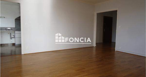 Location Appartement 4 pièces 81.49 m² - Angers 49100