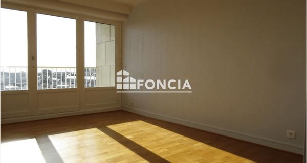 Location Appartement 4 pièces 81.49 m² - Angers 49100
