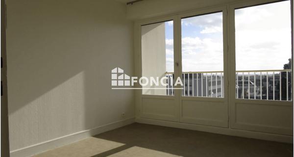 Location Appartement 4 pièces 81.49 m² - Angers 49100