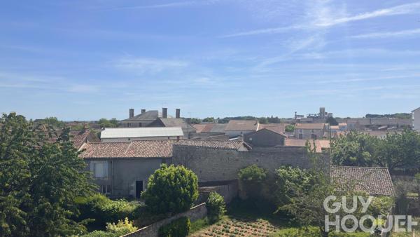 Appartement Neuville De Poitou 3 pièce(s) 67.54 m2