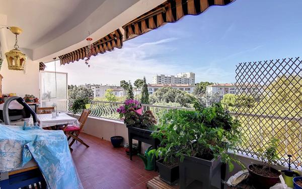 Appartement à vendre    4 pièces • 83 m2 Toulon