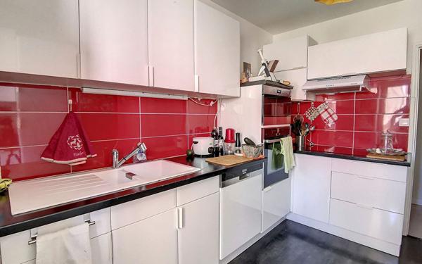 Appartement à vendre    4 pièces • 83 m2 Toulon