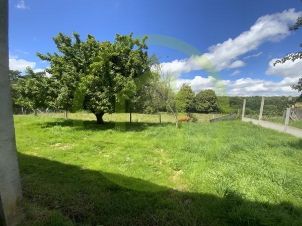 Bâtiment à LA FORET DU TEMPLE (23360)