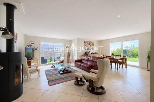 Maison à BEAUCOUZE, 49070 - 7 pièces 171m²