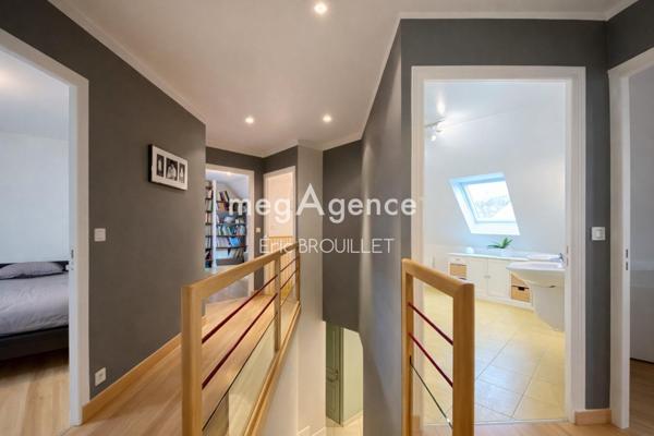 Maison à BEAUCOUZE, 49070 - 7 pièces 171m²