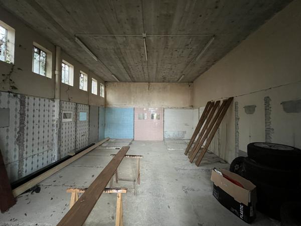 Maison avec vue sur le lac et fort potentiel de rénovation - Investissement idéal