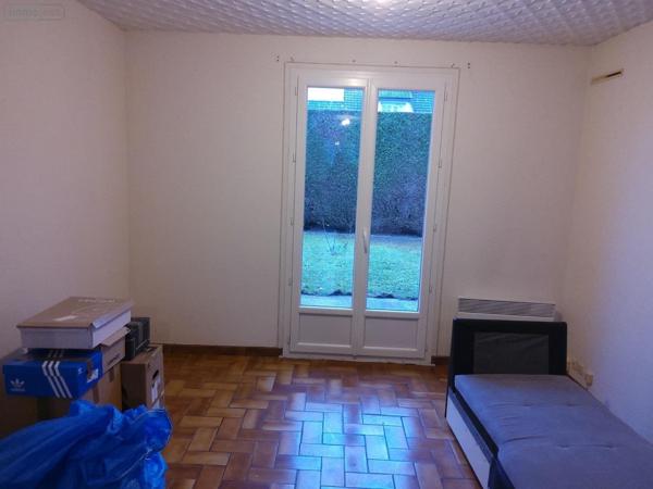 Maison individuelle à louer à Saint-Pierre-des-Fleurs dans l'Eure (27370), ref : 061/1981-27061