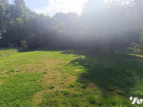 TERRAIN CONSTRUCTIBLE DONGES