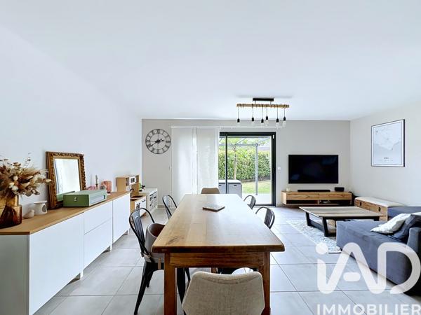 Maison à vendre 4 pièces 83 m² Volx