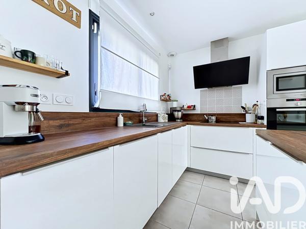 Maison à vendre 4 pièces 83 m² Volx