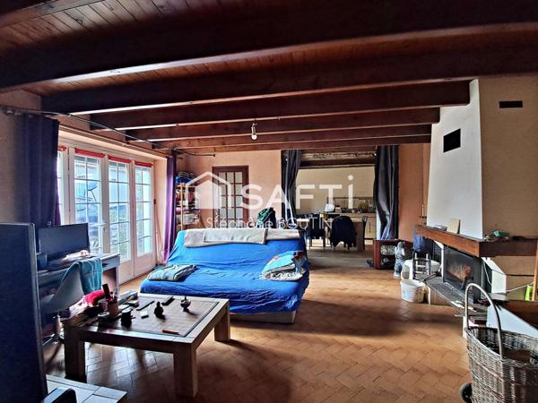 Maison 157 m² - 2  chambres - Garage - Terrain 567 m² clos.