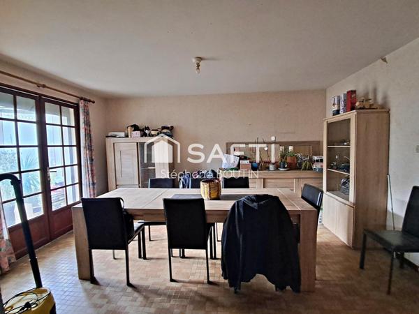 Maison 157 m² - 2  chambres - Garage - Terrain 567 m² clos.