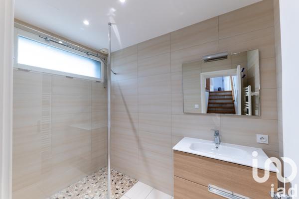 Maison 5 pièces de 169 m² à Sainte-Florine (43250)