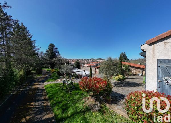 Maison 5 pièces de 169 m² à Sainte-Florine (43250)