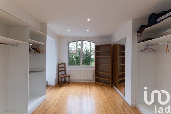 Maison 5 pièces de 169 m² à Sainte-Florine (43250)