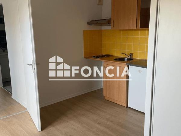 Location Appartement 2 pièces 27.04 m² - 99 RUE HUBERT CAILLER La Roche Sur Yon 85000