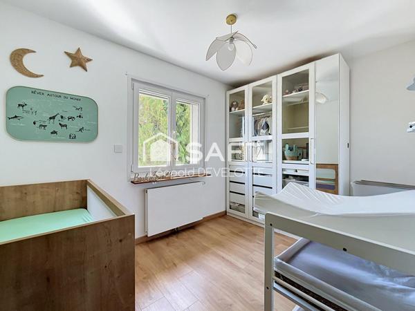 Superbe Maison avec piscine, terrasse, balcon et jardin sans vis-à-vis