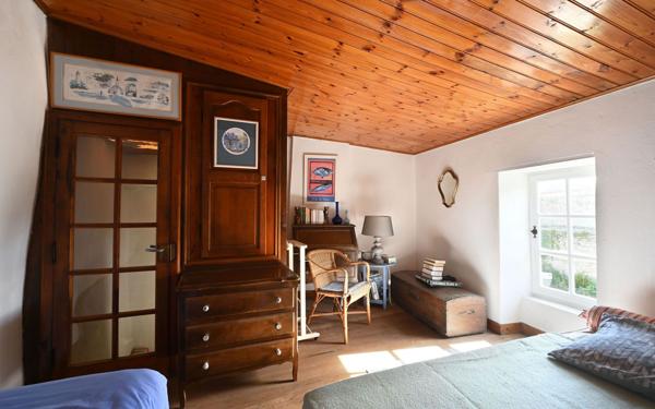 Maison à vendre    7 pièces •  Saint-Clément-des-Baleines