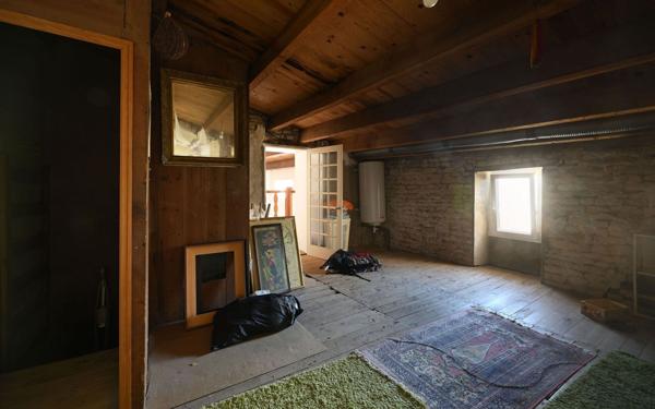 Maison à vendre    7 pièces •  Saint-Clément-des-Baleines