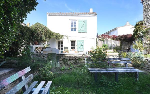 Maison à vendre    7 pièces •  Saint-Clément-des-Baleines