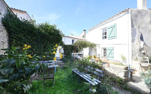 Maison à vendre    7 pièces •  Saint-Clément-des-Baleines