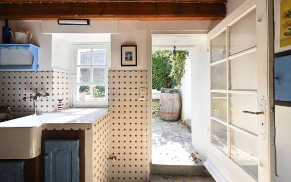 Maison à vendre    7 pièces •  Saint-Clément-des-Baleines