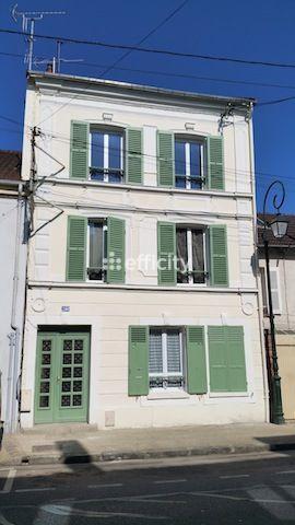 Immeuble 16 pièces - 250 m²