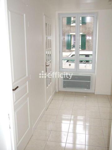 Immeuble 16 pièces - 250 m²