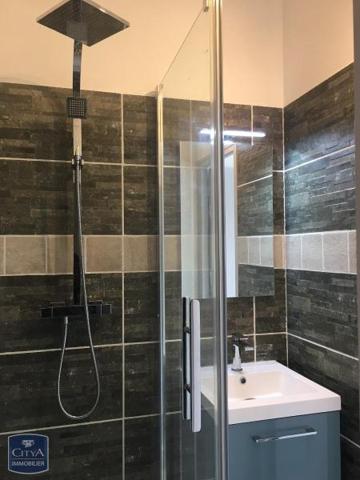 Appartement à louer 1 pièce 23.44m²