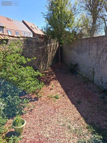 Immeuble de rapport à vendre à Saint-Pol-sur-Mer dans le Nord (59430), ref : IMMR00824