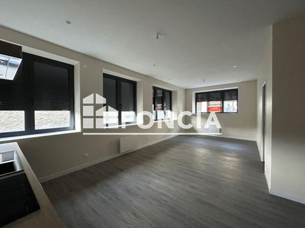 Location Appartement 3 pièces 73.32 m² - Boen Sur Lignon 42130