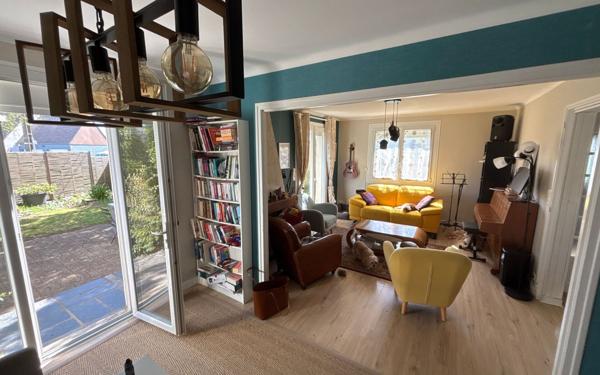 Maison à vendre    6 pièces • 126,61 m2 Guérande