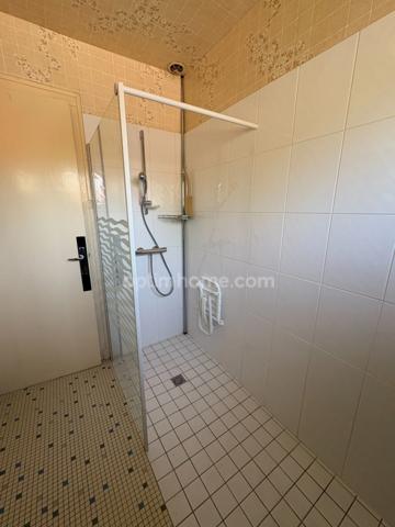 Maison à vendre 8 pièces GUERET (23)